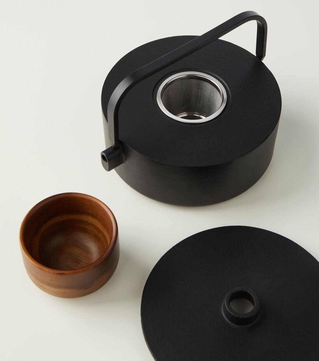 Collage tea pot - Utilise Objects